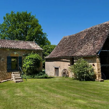 Charming Mas With Medieval Church Views