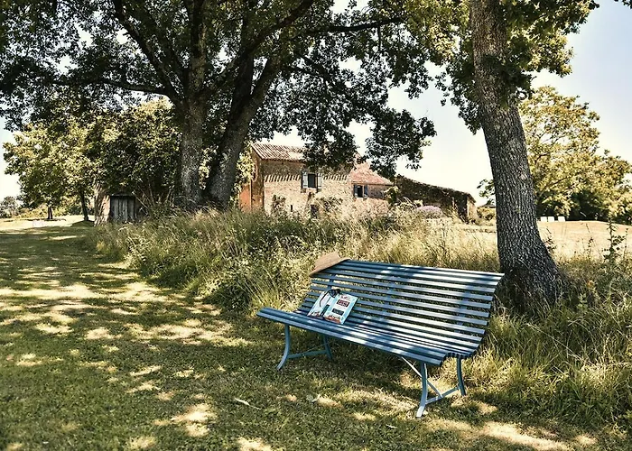 بيت للعطل Charming Mas With Medieval Church Views